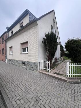 Foto - Sanierungsbedürftiges Einfamilienhaus in Erkelenz-Stadt!