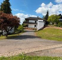 Ein- Zweifamilienhaus mit traumhaften Blick - Bodenwerder