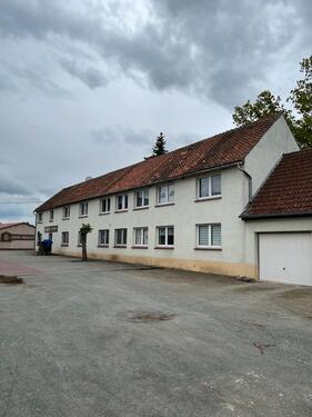 Foto - Mehrfamilienhaus mit 4 Wohnungen und Garage zu verkaufen.