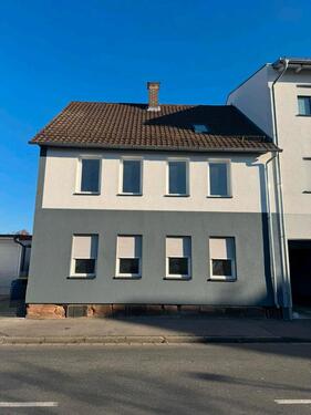 Foto - ZU VERMIETEN 2,5 Z. WOHNUNG ERTSBEZUG