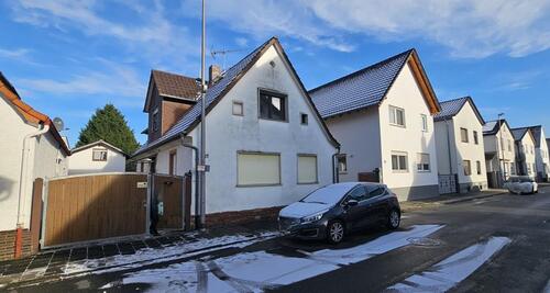 Foto - Einfamilienhaus mit 5 Zimmern + Nebengebäude in Riedstadt