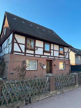 Foto - 2-3 Zimmer Wohnung 70 m² Spielplatzlage Sanierung Harklenbeck