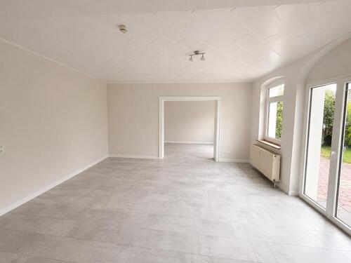 Foto - 8 Zimmer Terrassenwohnung zur Miete in Schwülper