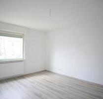 Deine neue Traumwohnung + Wir renovieren... Möbel rein FERTIG! (MUSTERFOTOS) - Duisburg Großenbaum