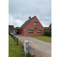 Einfamilienhaus plus Doppelhaushälfte in Friedrichskoog