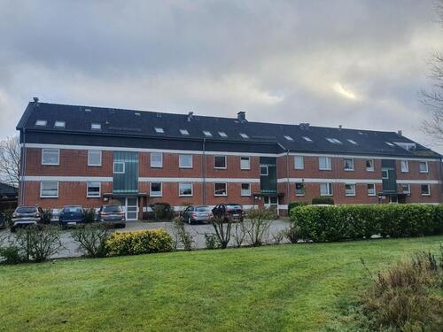 Foto - Charmante 4 Zimmer Loggia-Wohnung in parkähnlicher Wohnanlage