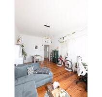 Charmante 2-Zimmer Altbauwohnung mit Balkon in Berlin Steglitz