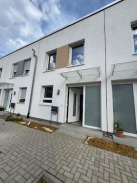 Foto - Modernes Reihenhaus in der Ziegelseestraße