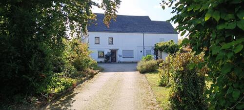 Foto - Ehemaliges Bauernhaus - 110.000,00&nbsp;EUR Kaufpreis, ca.&nbsp; 120,00&nbsp;m&sup2;