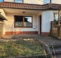 2 Zimmer Wohnung mit separaten Eingang und Terrasse. - Hann. Münden