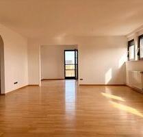 Helle 3-Zimmer Dachgeschosswohnung - Niederwörresbach