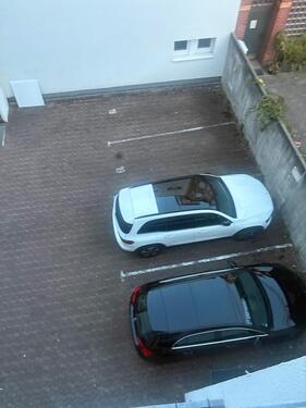 Foto - Sicher & Zentral: Ihr Stellplatz im Warmbüchenviertel