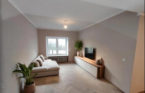 Foto - 2,5 Zimmer-Wohnung + 31 qm Hobbyraum