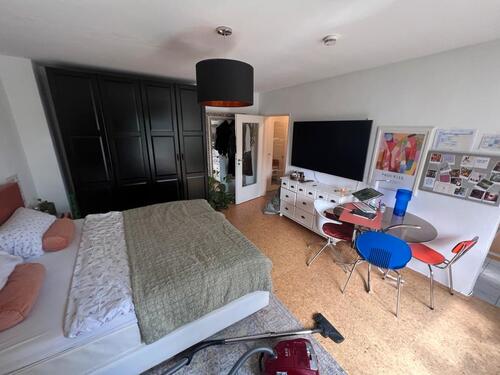 Foto - ZWISCHENMIETE: Hell 1-Zimmer Wohnung 30qm (19.10-14.11)