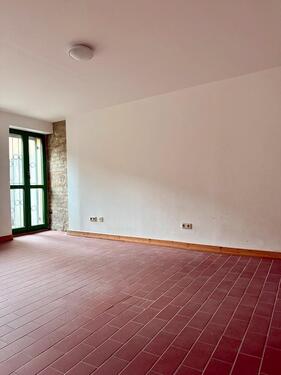 Foto - Charmante 1-ZKB Souterrain Wohnung mit Garten