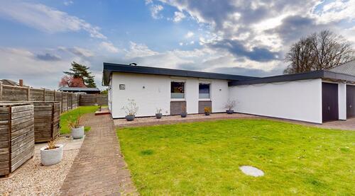 Foto - Modernisierter Bungalow mit liebevoll errichtetem Garten in Tespe