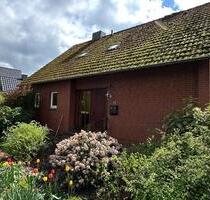 charmantes Einfamilienhaus (Hahn-Lehmden) mit großem Garten - Rastede