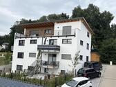 Foto - Helle 2-Zimmer-Wohnung - mit Einbauküche - 1. OG - zentrale Ortslage - naturnahe Umgebung