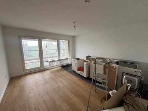 Foto - Stilvolle, gepflegte 2-Raum-Wohnung mit Balkon und Einbauküche in