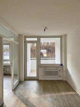 Foto - Familien willkommen - 3,5-Zimmer-Wohnung mit Tageslichtbad