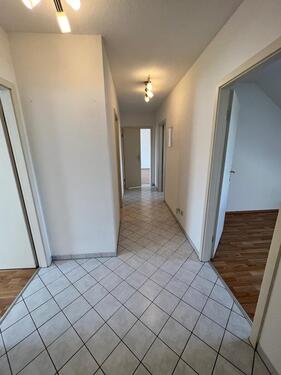 Foto - 3 Zimmer Dachgeschoßwohnung zur Miete in Groß-Umstadt