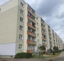 3-Raumwohnung mit Aufzug und Balkon - Halle (Saale) Nietleben