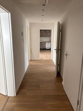Foto - Kernsanierte DG- Wohnung in zentraler, ruhiger Lage von Meschede
