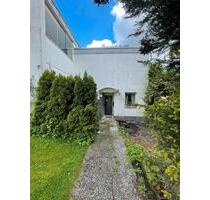 Reihenhaus mit Bachlauf - 349.000,00&nbsp;EUR Kaufpreis, ca.&nbsp; 135,00&nbsp;m&sup2; in Kassel (PLZ: 34132) Nordshausen