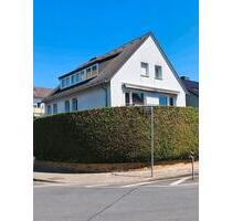 Wohnhaus mit Büro 322 qm zuzüglich 200qm Nutzfläche - Neu-Isenburg