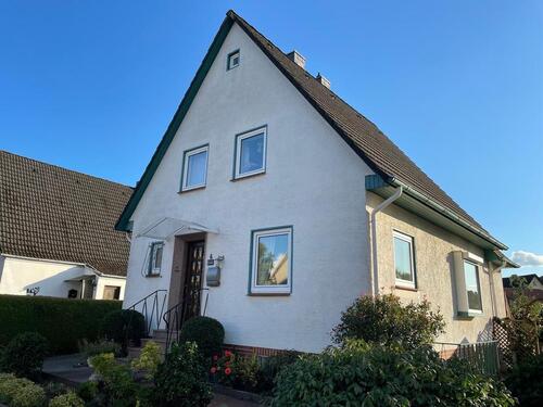Foto - Sehr gepflegtes EH mit liebevoll gest. Garten,Terrasse,Garage&Car
