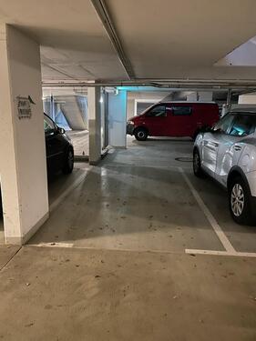 Foto - Stellplatz im Parkhaus Stadtbibliothek Heidelberg- befristet