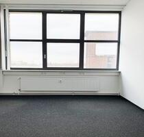 67 m² renovierte Bürofläche in Berlin Tempelhof ab 01.04.2026*