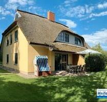 Ferienhaus Rügen Urlaub 4 Schlafzimmern, BehWhirlpSauna und Kamin - Stralsund