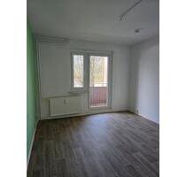 Traumhafte 2 -Raumwohnung mit Einbauküche und Balkon! - Stendal