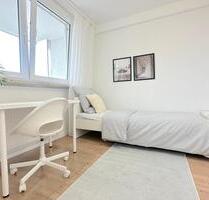 Zimmer frei in 4er-WG – Luthmerstraße 53, Frankfurt am Main