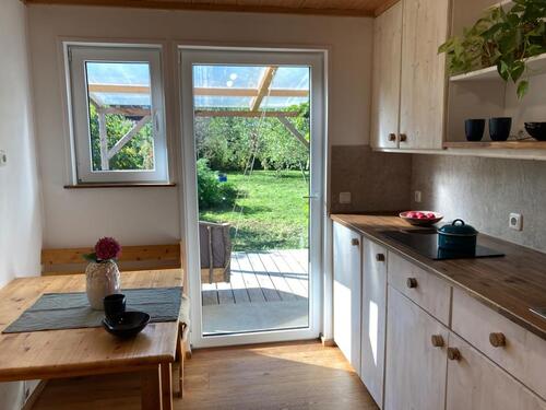 Foto - Transportables Holzhäuschen für naturnahes, unabhängigeres Wohnen