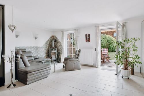 Foto - Zuhause mit Herz: Kamin+Wintergarten, top Zustand, Provisionsfrei