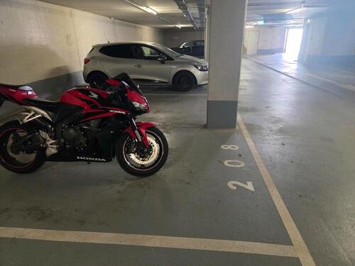 Foto - Tiefgaragenstellplatz Motorrad - Usedomer Str. 04159 Leipzig