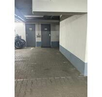 Tiefgaragenstellplatz in Trudering - München Trudering-Riem