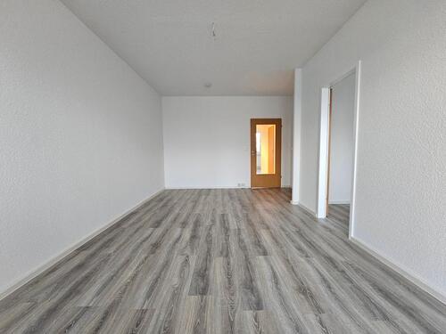 Foto - sanierte 3 Raum * Balkon * Bus- u. Bahnanbindung * Fernblick
