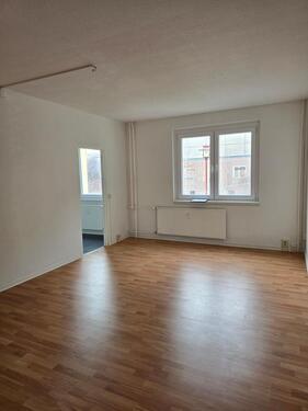 Foto - Perfekte 2 -Raumwohnung im Hochparterre + Wannenbad