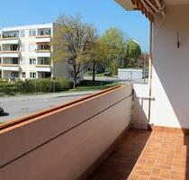 Leerstehende 1-Zimmer-Wohnung in Unterföhring mit TG- von Privat