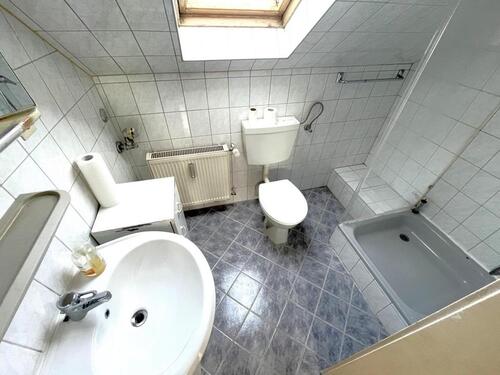 Foto - 2 Zimmer Dachgeschoßwohnung zur Miete in Wendlingen am Neckar