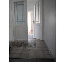 Hungen 2-Zimmer WHG TOP Lage - 650,00 EUR Kaltmiete, ca.  70,00 m² in Hungen (PLZ: 35410)