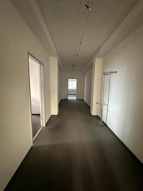 Foto - Bürofläche zur Vermietung - 10,00&nbsp;EUR Kaltmiete, ca.&nbsp; 125,00&nbsp;m&sup2;