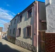 Charmantes Häuschen - 225.000,00&nbsp;EUR Kaufpreis, ca.&nbsp; 91,00&nbsp;m&sup2; in Mainz (PLZ: 55130) Laubenheim