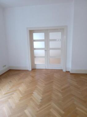 Foto - 5 Zimmer Hochparterre zum Kaufen in Wiesbaden