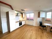 Foto - Hochwertige 2-Zimmer-Wohnung mit Balkon, Aufzug, neuer Küche