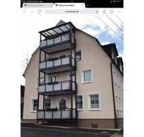 2 Zimmer DG-Wohnung mit Balkon, Bad mit Fenster und Wanne - Brand-Erbisdorf