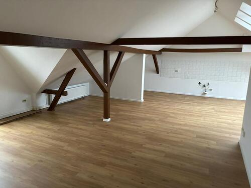 Foto - Charmante Dachgeschoss Wohnung mit Einbauküche und Stellplatz
